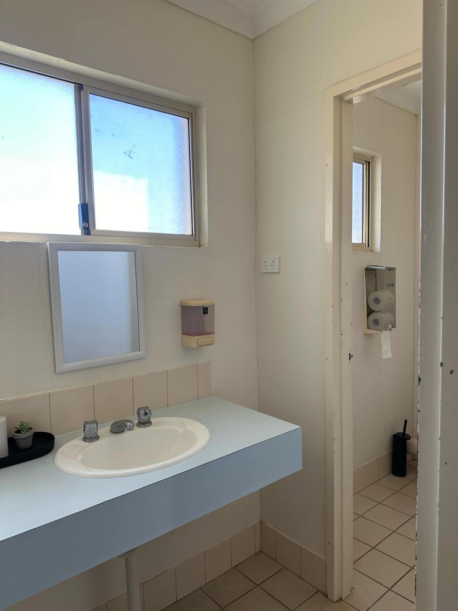 Kalbarri Inn Екстер'єр фото